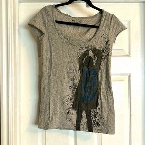 DKNY “Make Love Not War” t shirt